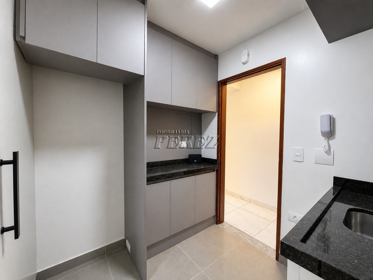 Apartamento à venda e locação no Metropolitan Plaza Residences - Região leste de Londrina