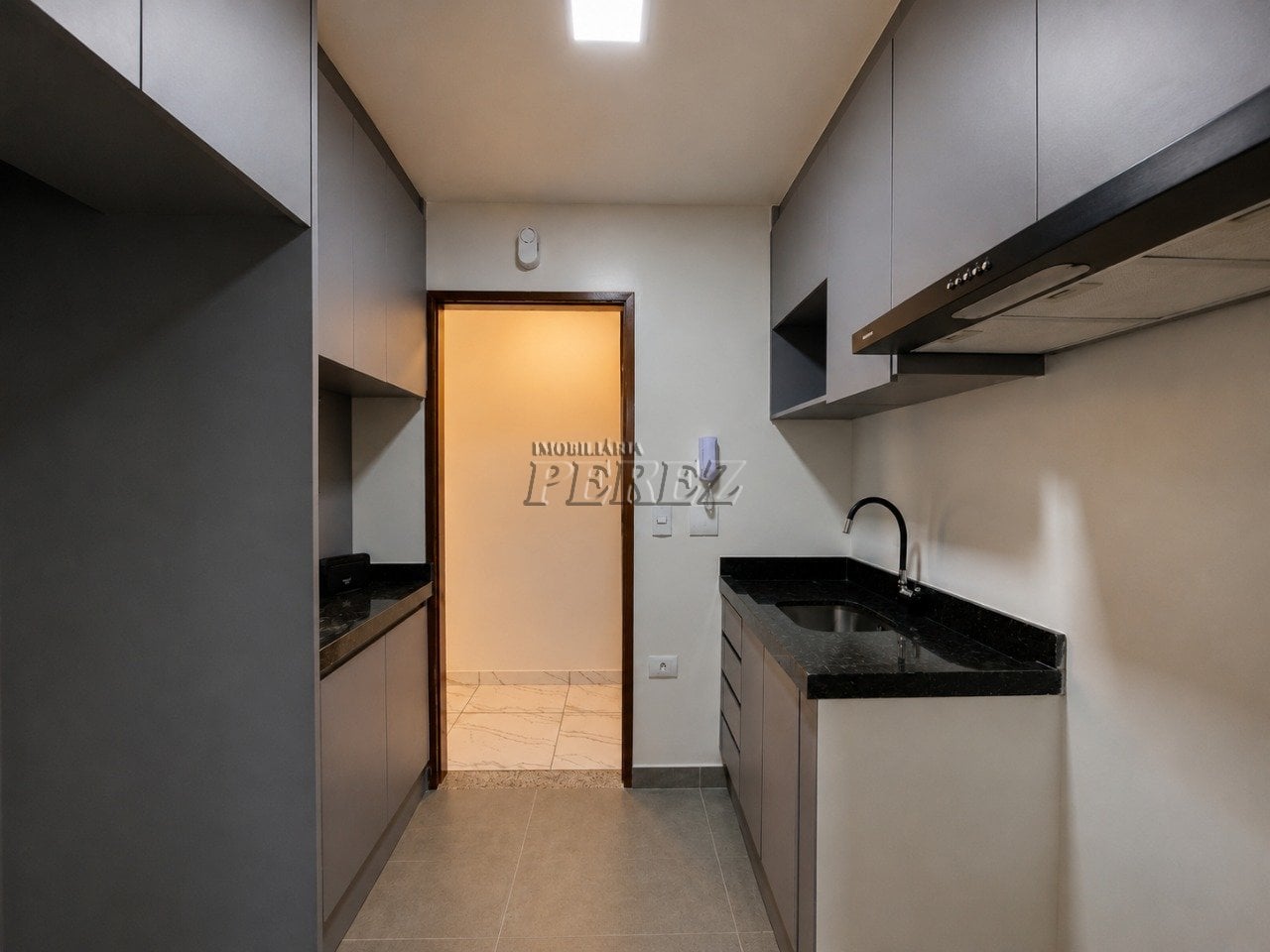 Apartamento à venda e locação no Metropolitan Plaza Residences - Região leste de Londrina