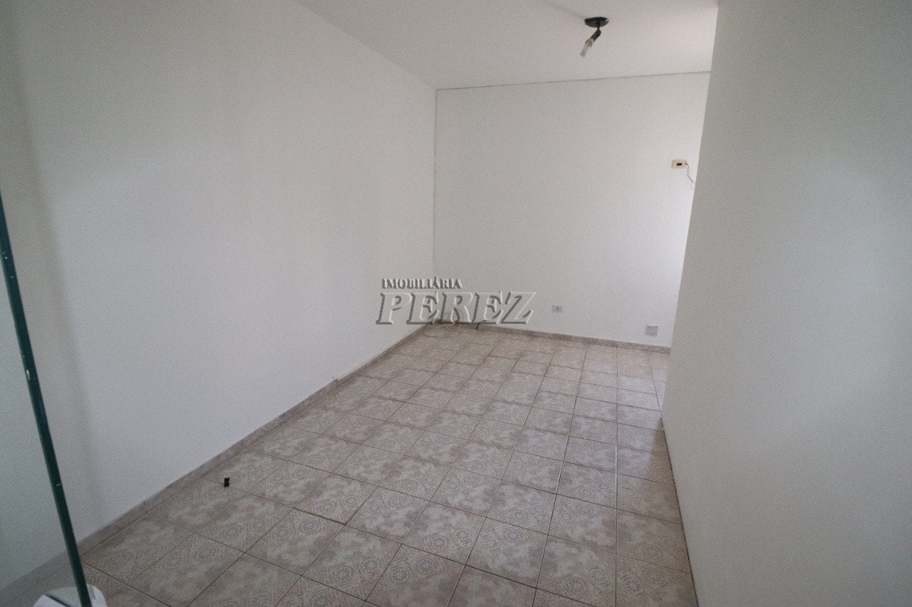 Sala comercial para alugar no centro de Londrina na Rua Goiás