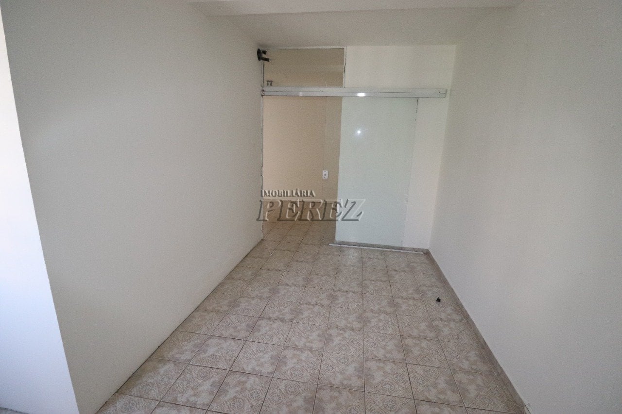 Sala comercial para alugar no centro de Londrina na Rua Goiás