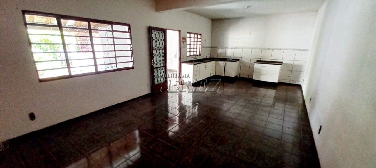 Sobrado para alugar no San Fernando, região sul de Londrina