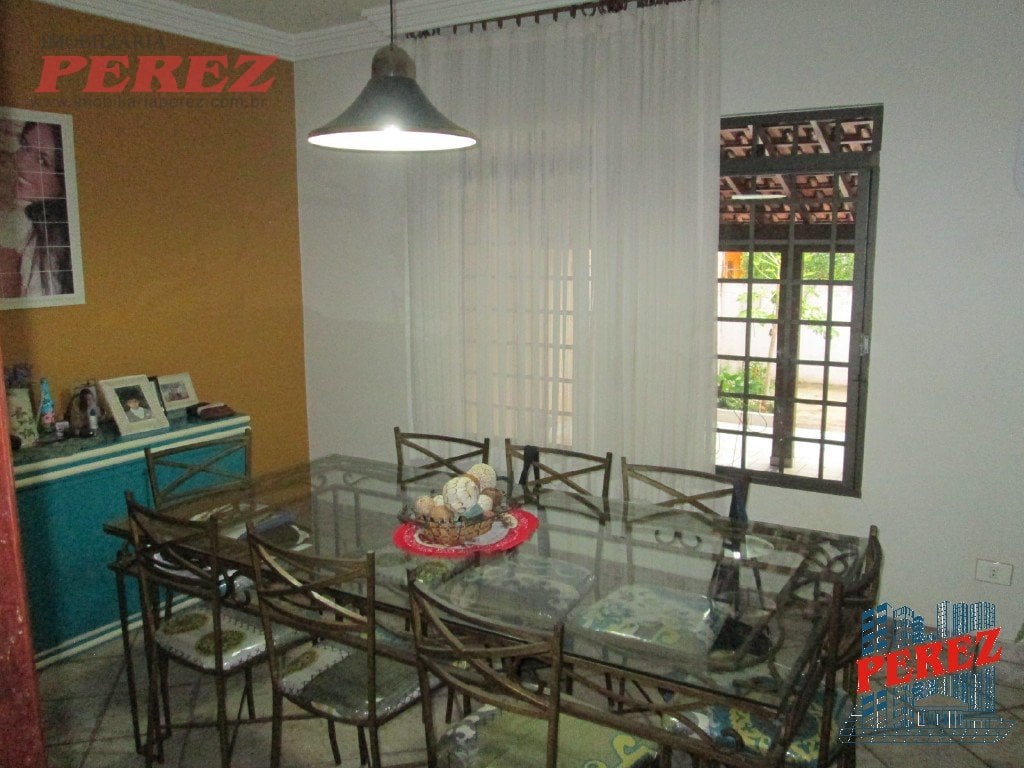 Casa à venda na região leste de Londrina - Brasília