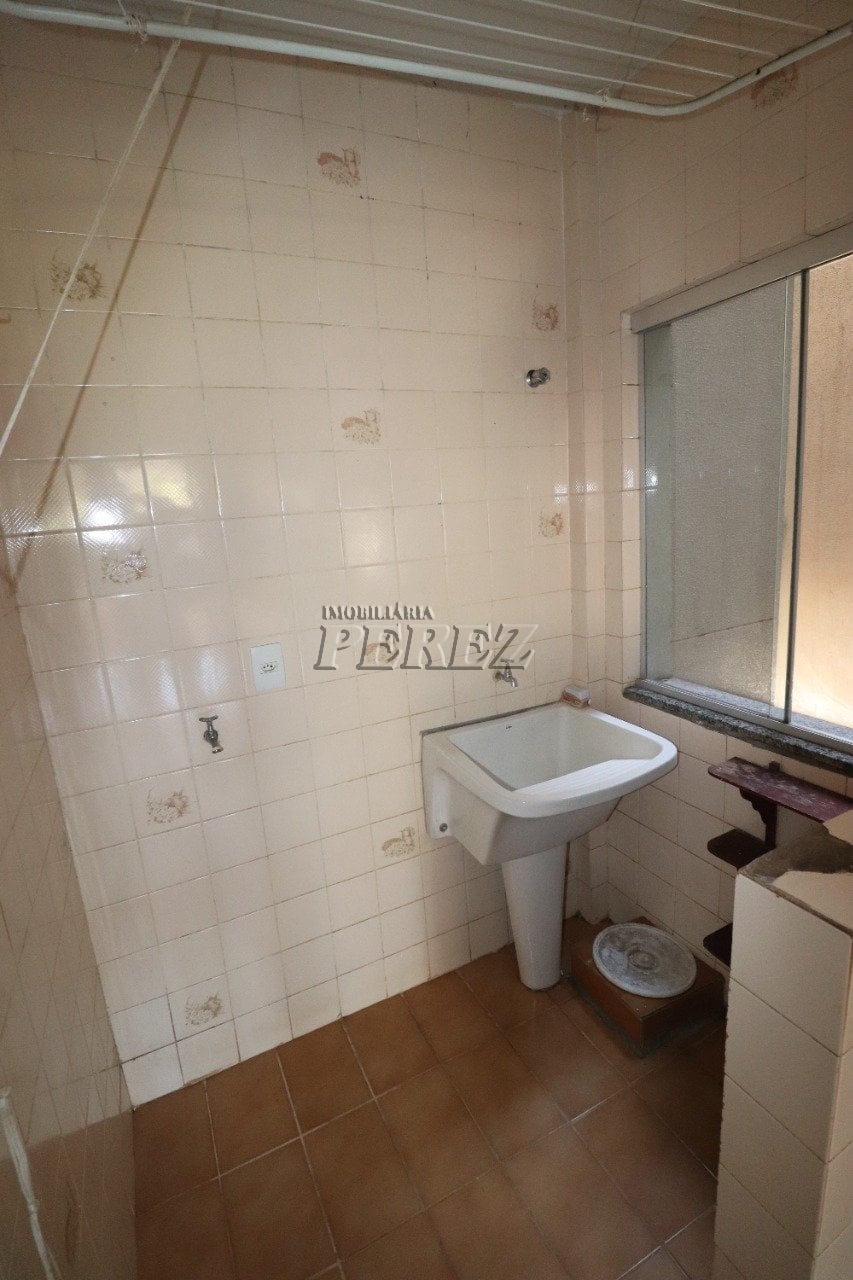 Apartamento para alugar na região sul de Londrina, Edfício Barra Velha