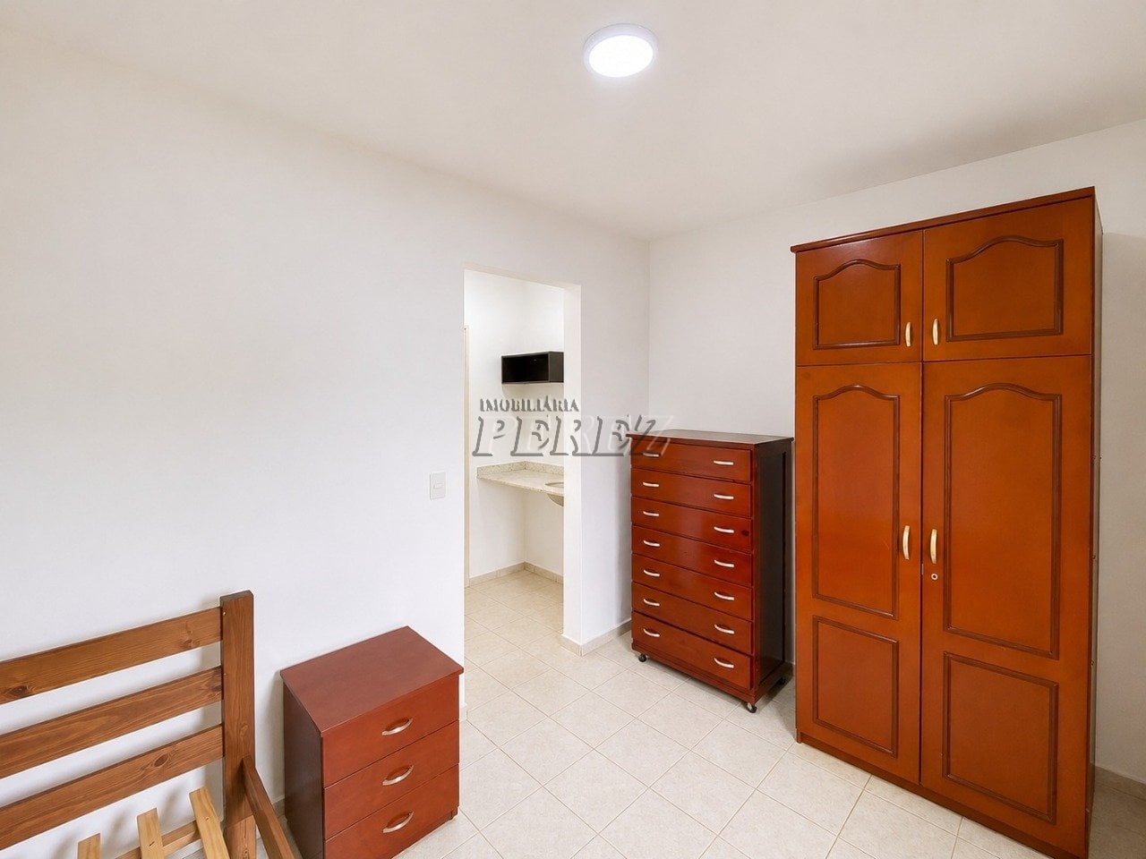 Apartamento à venda e locação no centro de Londrina - Residencial Arimã