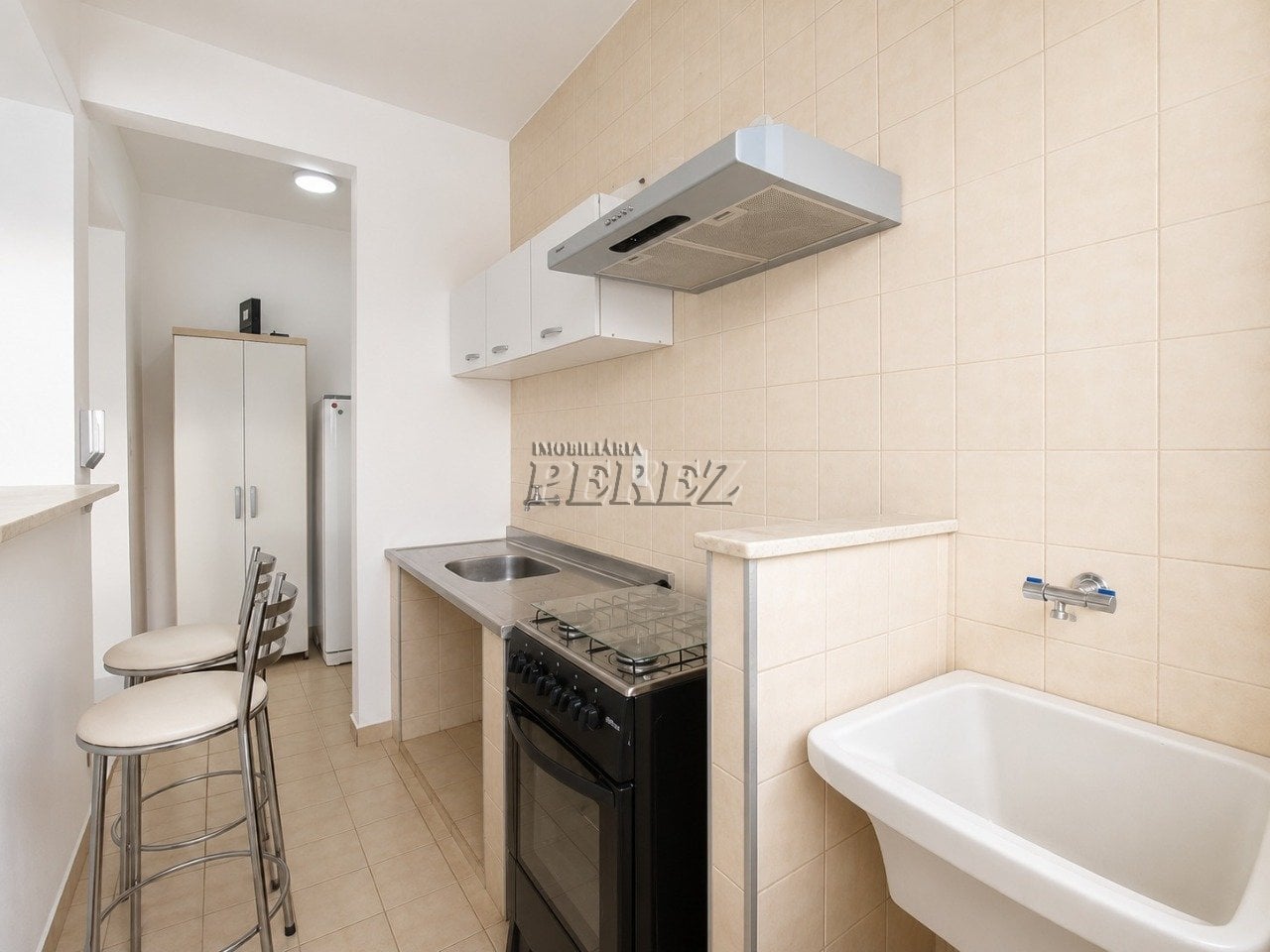Apartamento à venda e locação no centro de Londrina - Residencial Arimã
