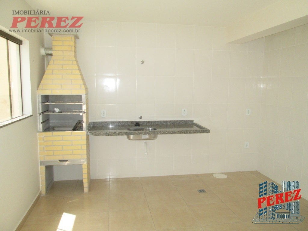 Casa para alugar na região oeste de Londrina - Portal de Versalhes 1