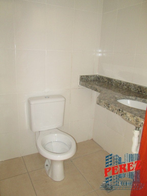 Casa para alugar na região oeste de Londrina - Portal de Versalhes 1