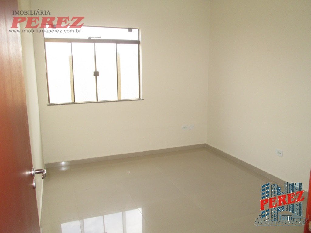 Casa para alugar na região oeste de Londrina - Portal de Versalhes 1