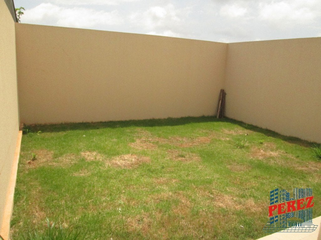 Casa para alugar na região oeste de Londrina - Portal de Versalhes 1