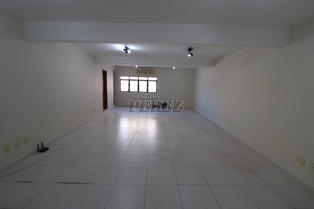 Sala comercial para alugar no centro de Londrina - Beira Alta