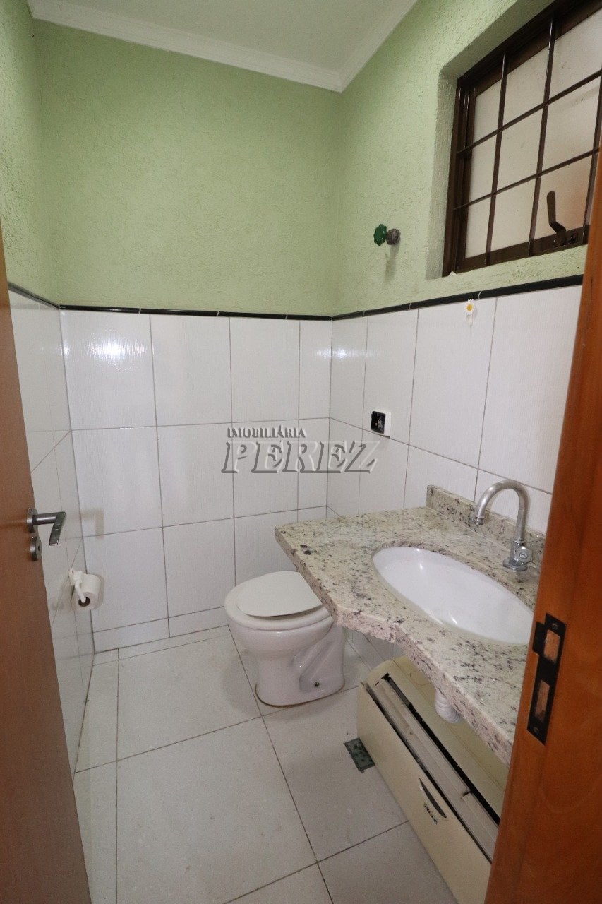 Sala comercial para alugar no centro de Londrina - Beira Alta