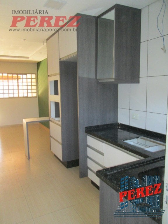 Casa para venda ou locação na região leste de Londrina