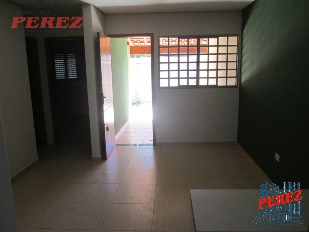 Casa para venda ou locação na região leste de Londrina