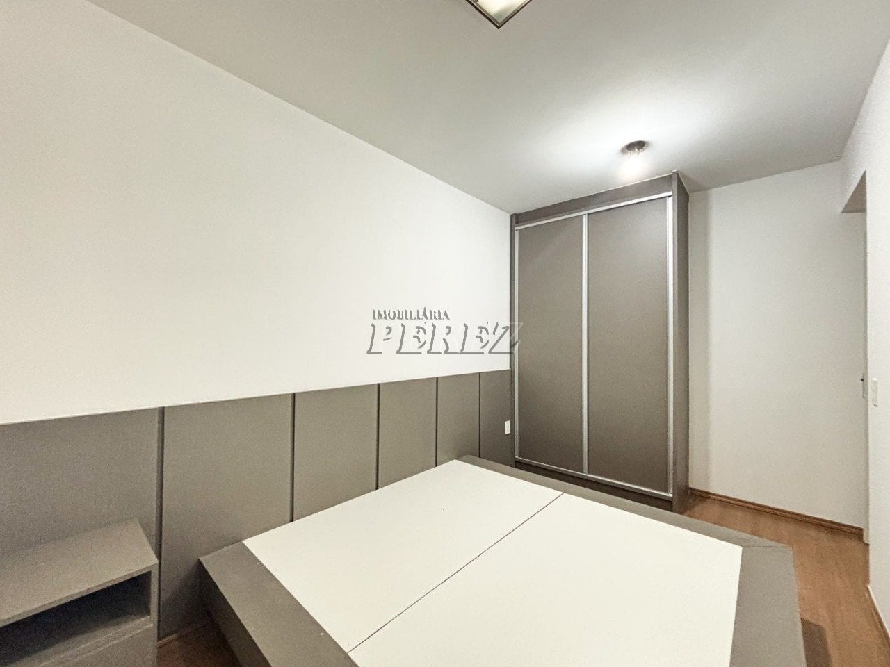 Apartamento para alugar no Pateo Aurora, região sul de Londrina