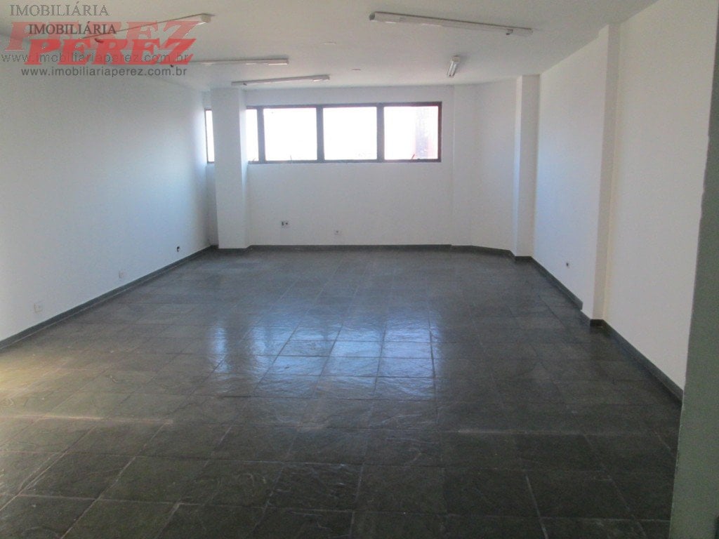 Imóvel comercial à venda e locação na Av Santos Dumont - Centro de Londrina.