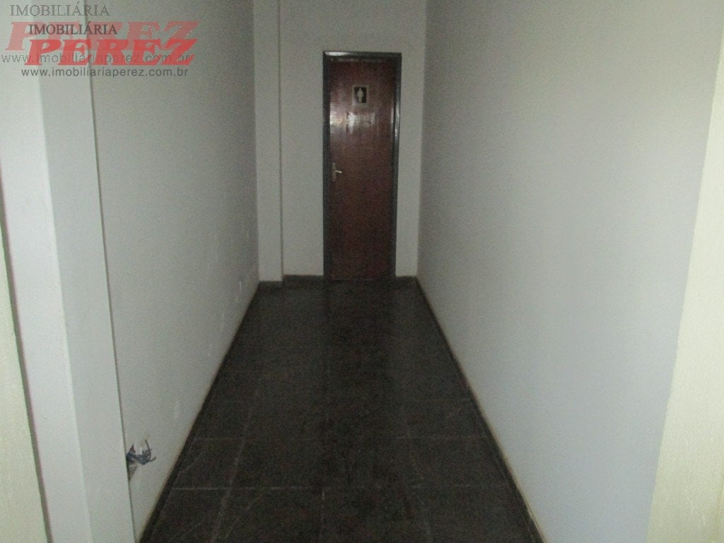 Imóvel comercial à venda e locação na Av Santos Dumont - Centro de Londrina.