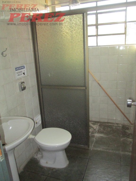 Imóvel comercial à venda e locação na Av Santos Dumont - Centro de Londrina.