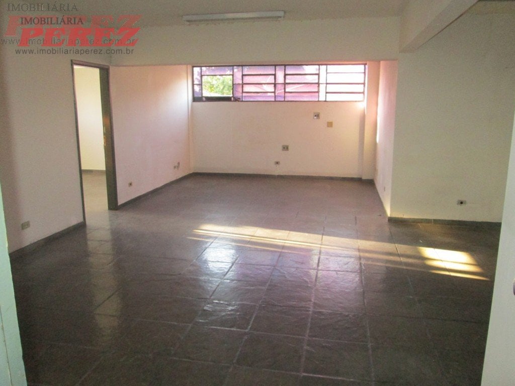 Imóvel comercial à venda e locação na Av Santos Dumont - Centro de Londrina.