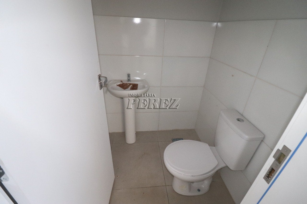 Imóvel comercial à venda e locação na Av Santos Dumont - Centro de Londrina.