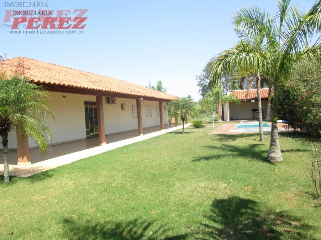 A Imobiliária Perez oferece a você mais uma ótima oportunidade de chácara para locação em Londrina.