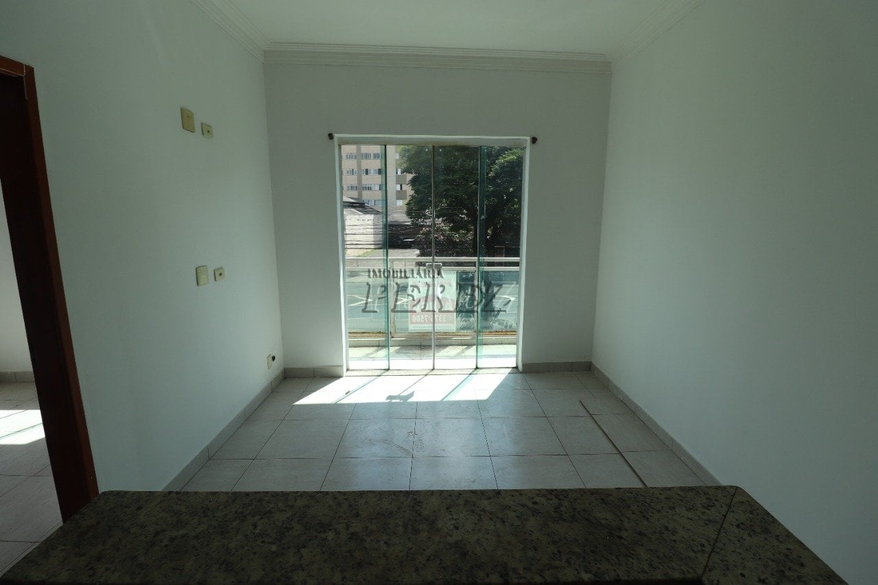 Apartamento para alugar no centro de Londrina - Perez Manaia