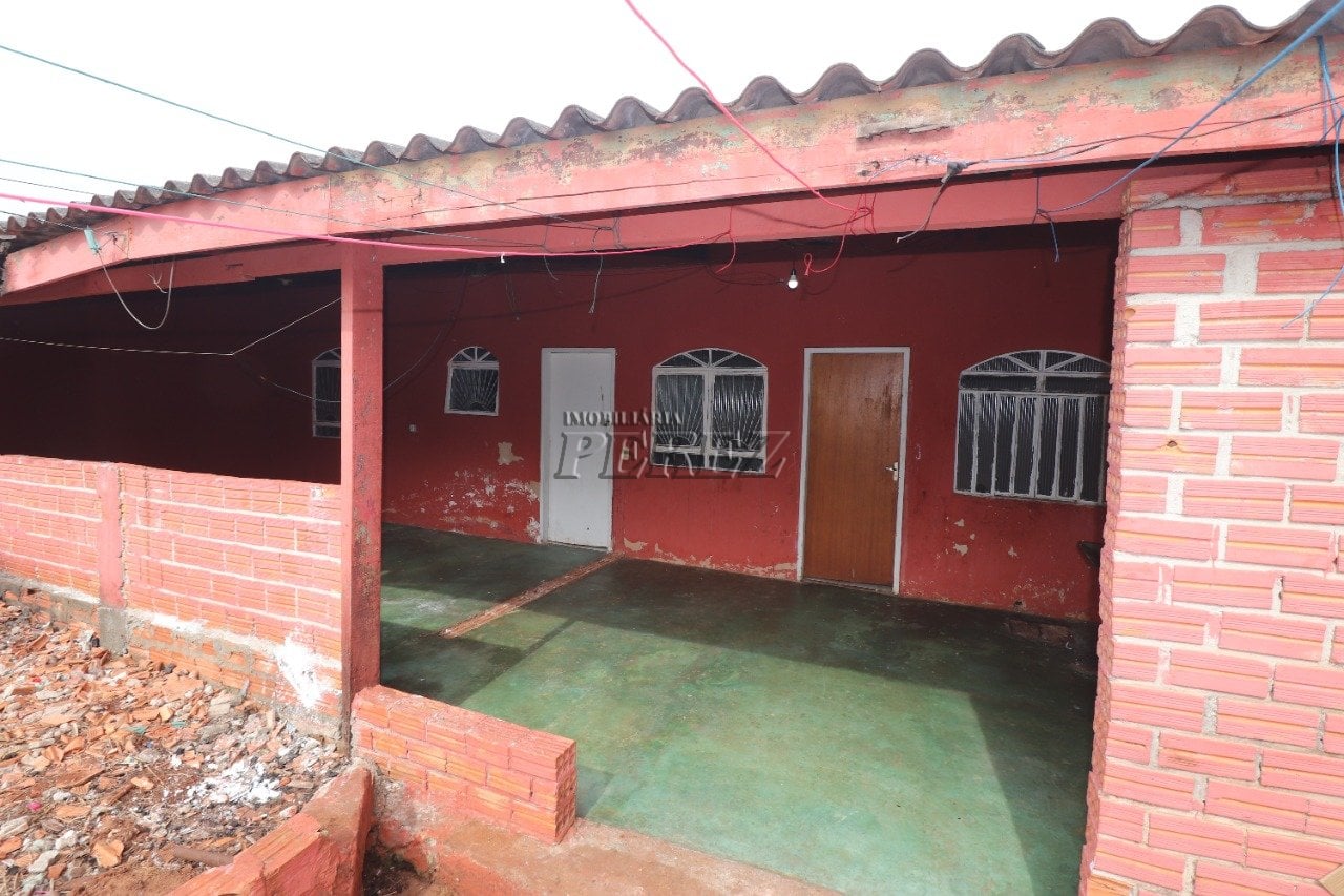 Casa à venda e locação no Jardim Ouro Branco na região sul de Londrina