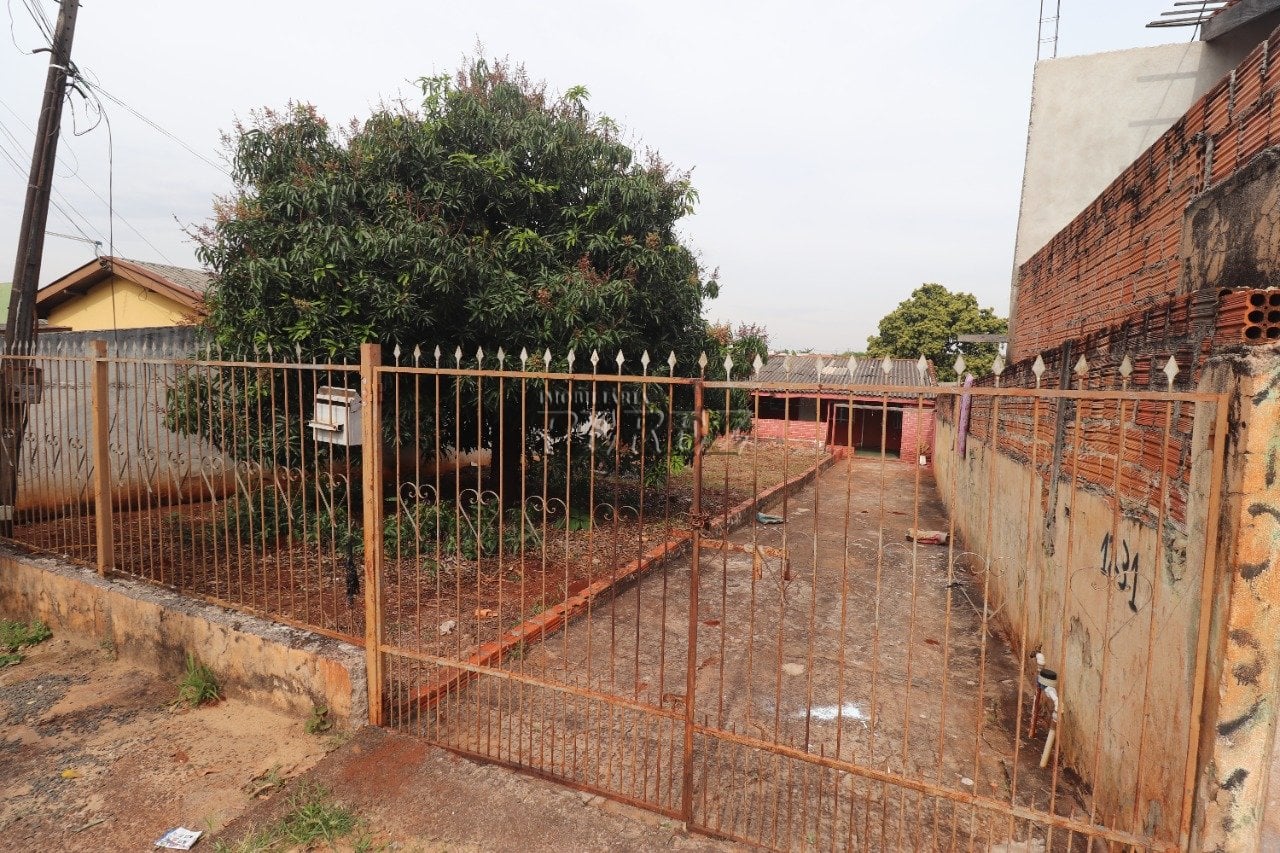 Casa à venda e locação no Jardim Ouro Branco na região sul de Londrina