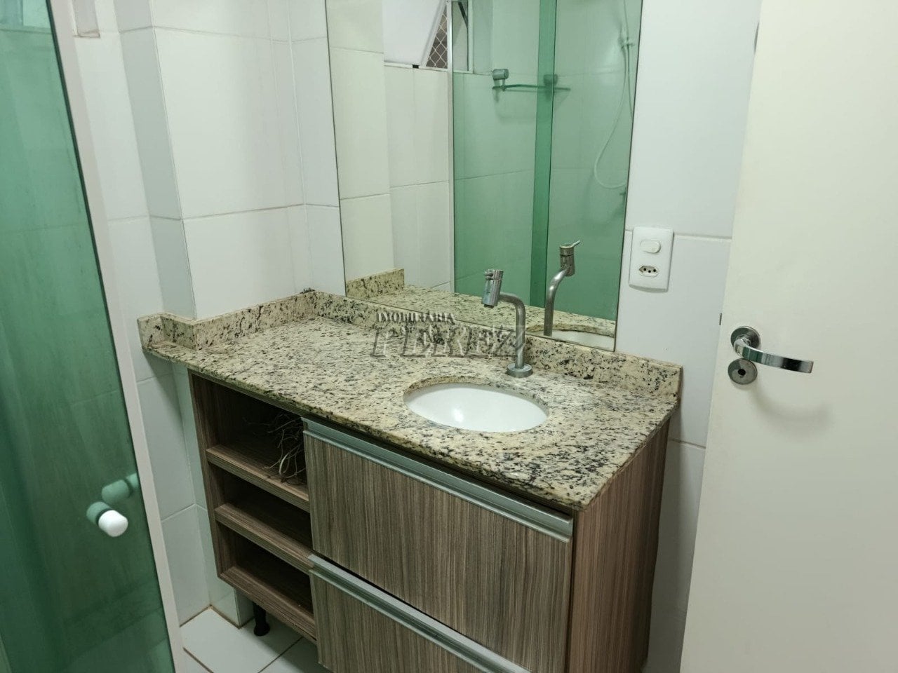 Apartamento à venda no Edifício Inédito - Centro de Londrina