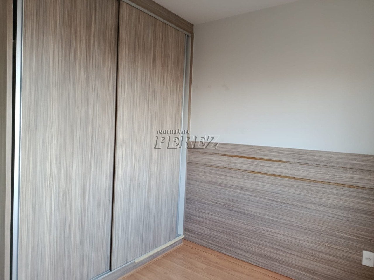 Apartamento à venda no Edifício Inédito - Centro de Londrina
