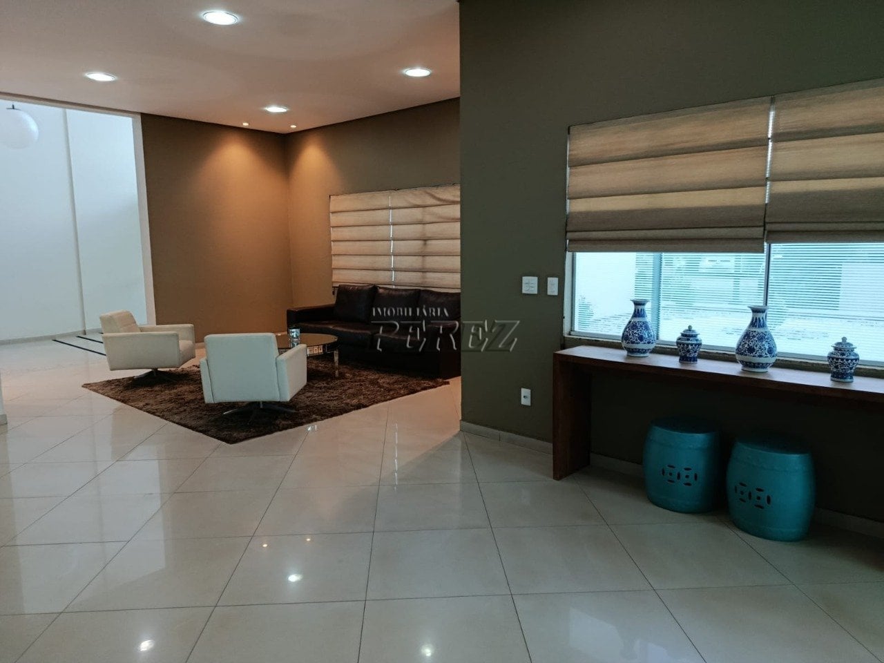Apartamento à venda no Edifício Inédito - Centro de Londrina