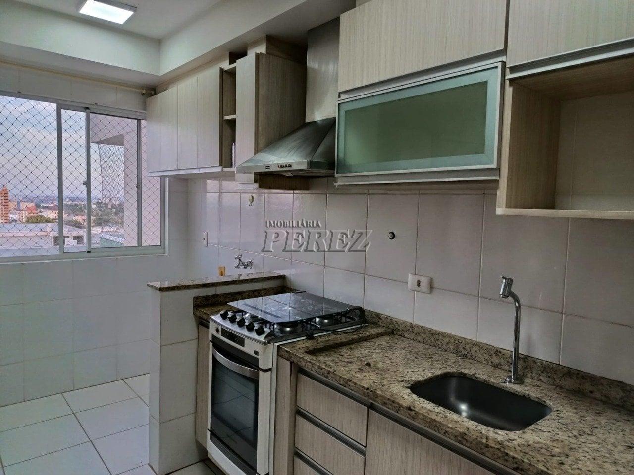 Apartamento à venda no Edifício Inédito - Centro de Londrina