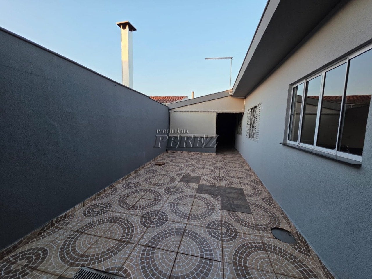Casa à venda no Jardim Adriana 1 na região sul de Londrina