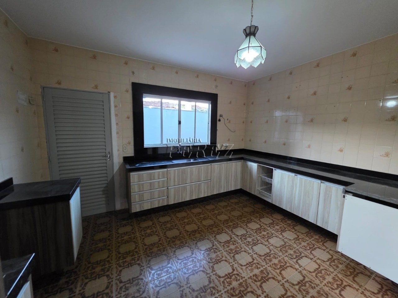 Casa à venda no Jardim Adriana 1 na região sul de Londrina
