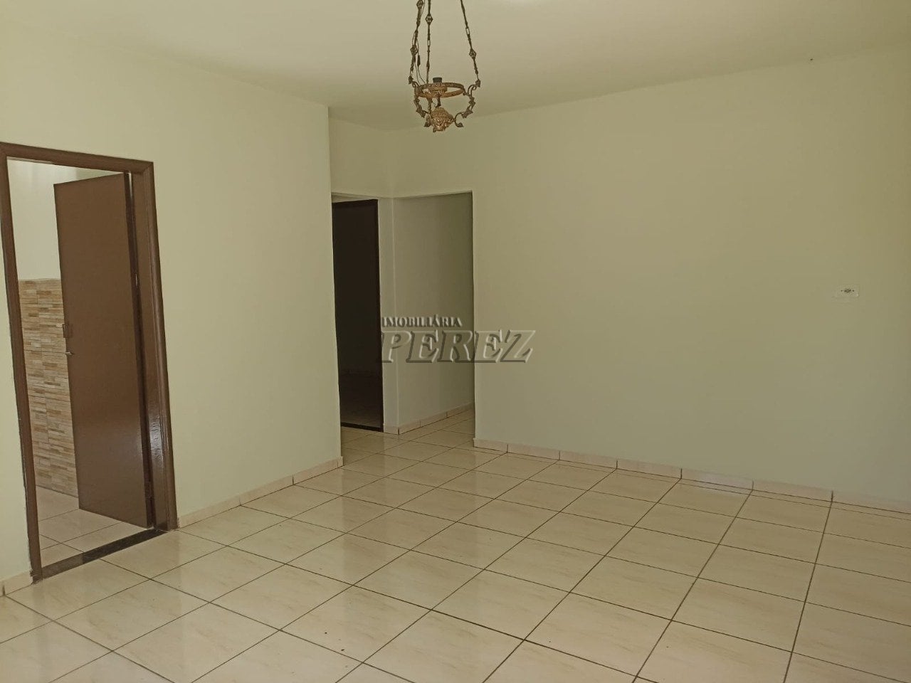 Casa para alugar no Semiramis na região norte de Londrina