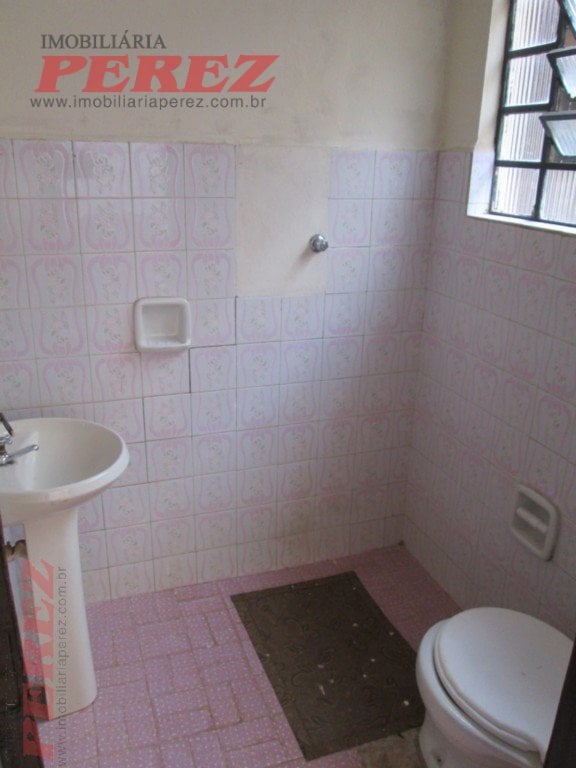Casa para alugar na Av. São João - Região leste de Londrina
