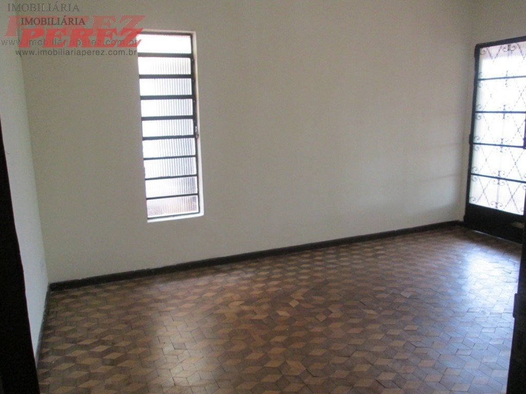 Casa para alugar na Av. São João - Região leste de Londrina