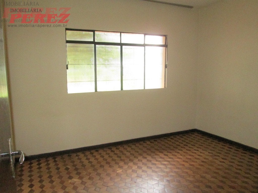 Casa para alugar na Av. São João - Região leste de Londrina