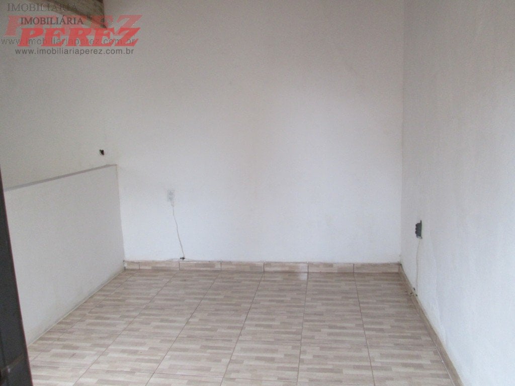 Casa para alugar na Av. São João - Região leste de Londrina