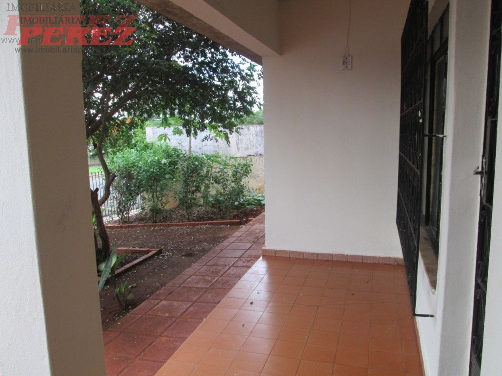 Casa para alugar na Av. São João - Região leste de Londrina