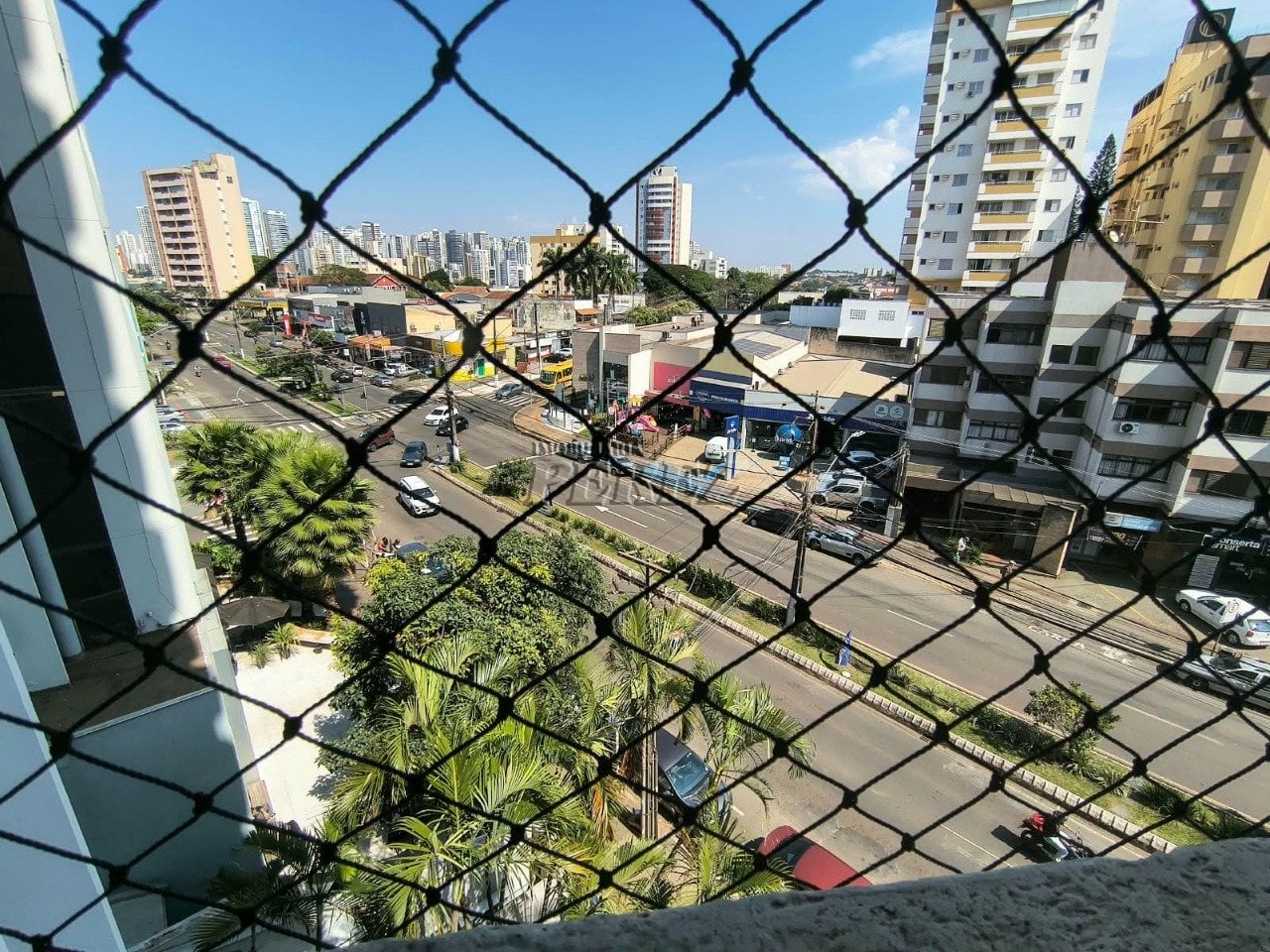 Apartamento à venda e locação no Royal Park, centro de Londrina