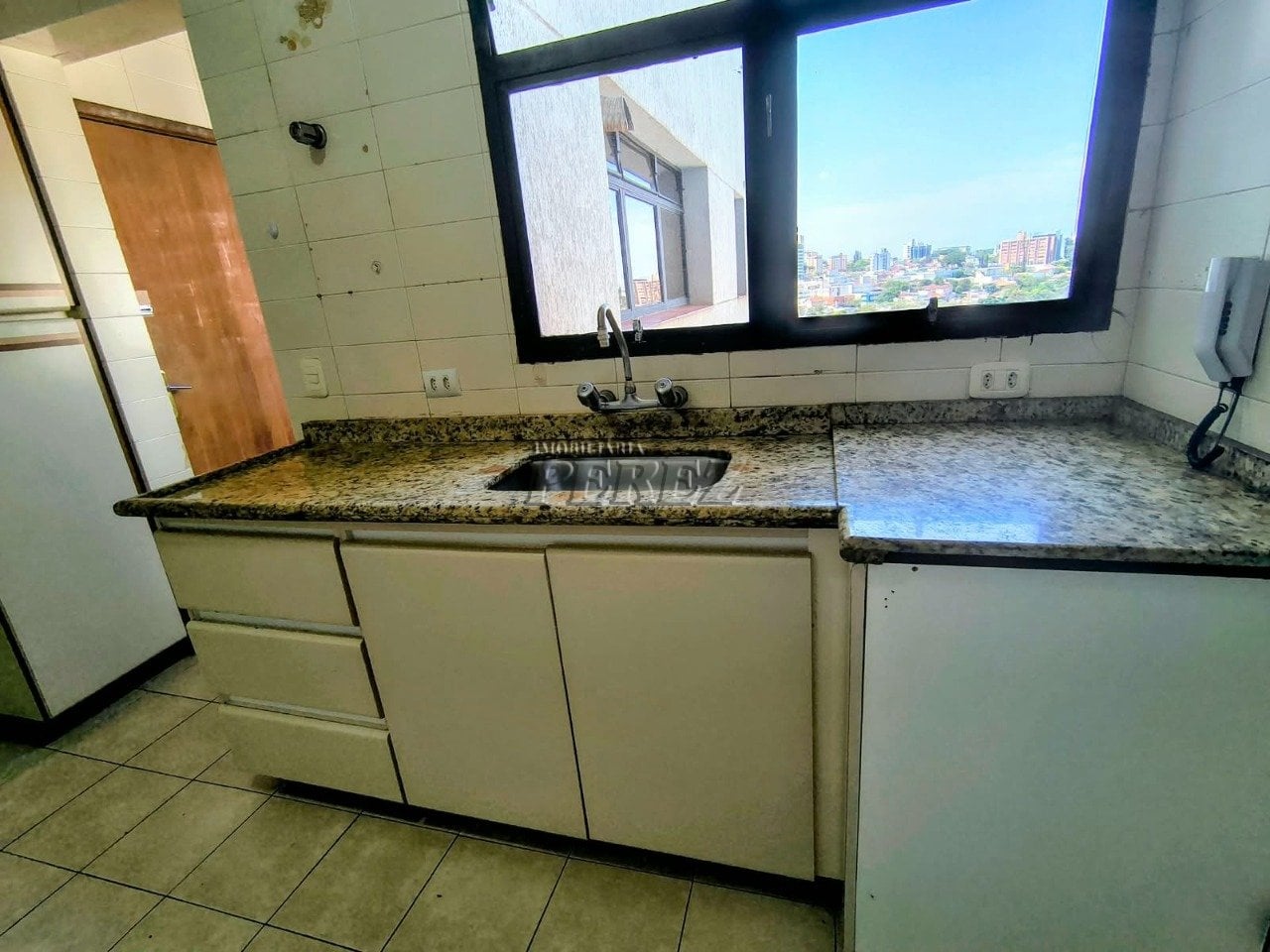 Apartamento à venda e locação no Royal Park, centro de Londrina
