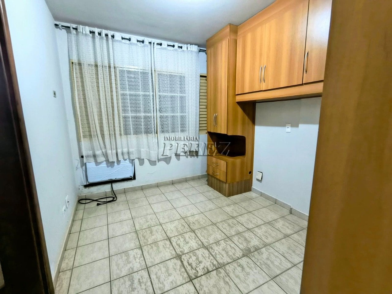 Apartamento à venda e locação no Royal Park, centro de Londrina