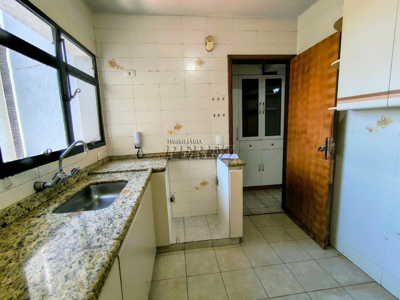 Apartamento à venda e locação no Royal Park, centro de Londrina