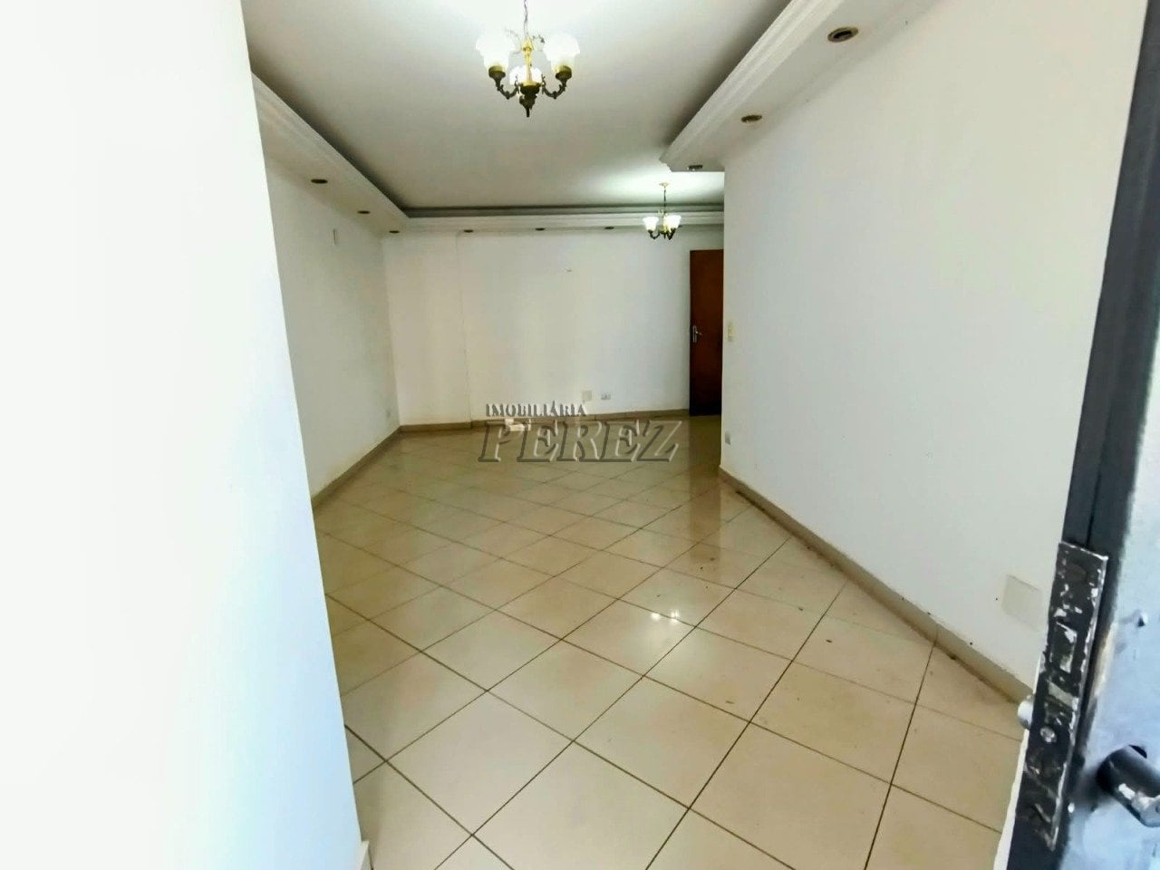 Apartamento à venda e locação no Royal Park, centro de Londrina