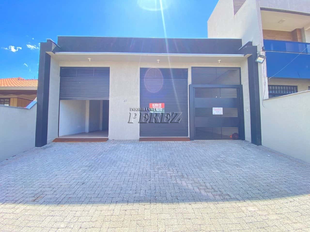 Sala comercial para alugar na Rua Rolandia na região oeste de Londrina — foto principal