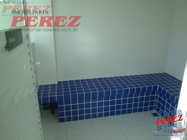Apartamento à venda no Edifício Jardim de Ester, centro de Londrina
