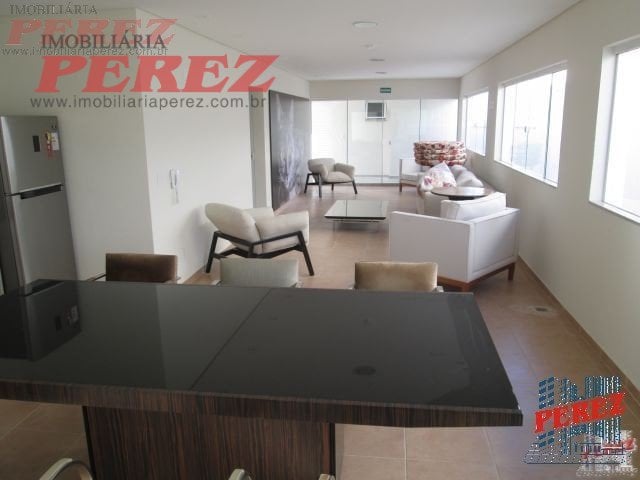 Apartamento à venda no Edifício Jardim de Ester, centro de Londrina