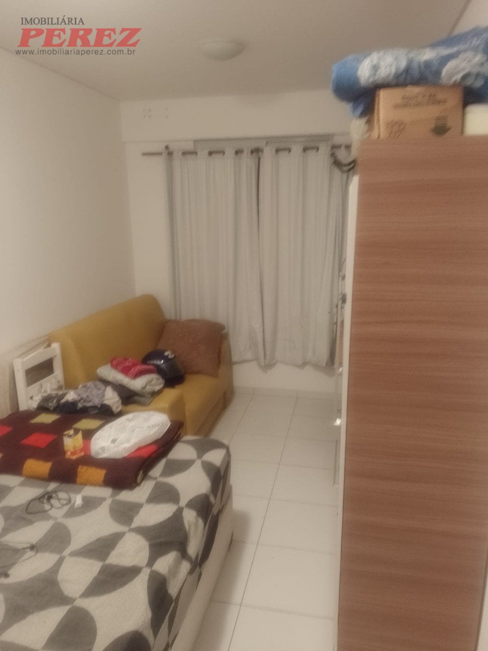 Apartamento à venda no Edifício Jardim de Ester, centro de Londrina