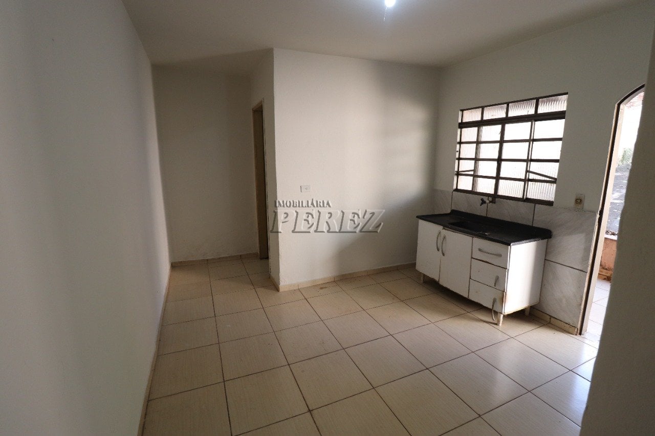 Casa para alugar na região leste de Londrina - Ideal