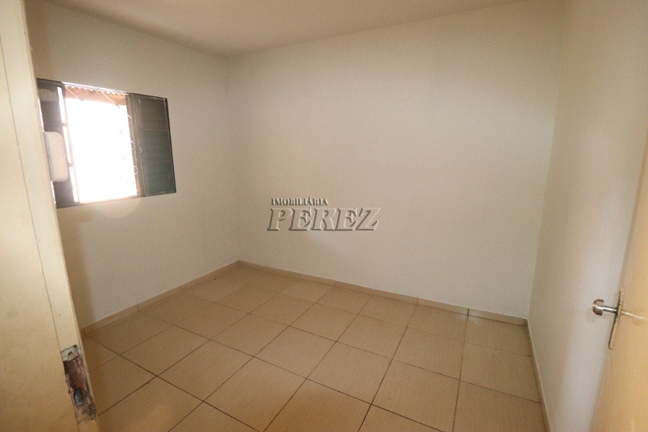 Casa para alugar na região leste de Londrina - Ideal